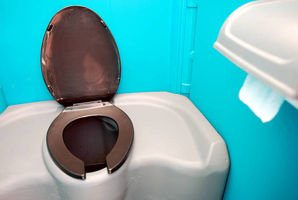 Best Luxury portable toilet rental  in Country Club Hills, MO